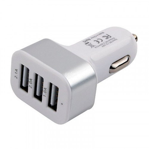 Автомобильная зарядка на 3 USB